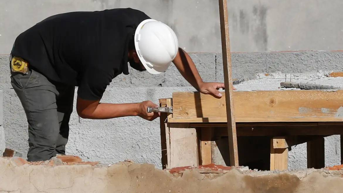mercado-imobiliario-fecha-2025-com-recordes-em-lancamentos-e-vendas,-apesar-de-juros