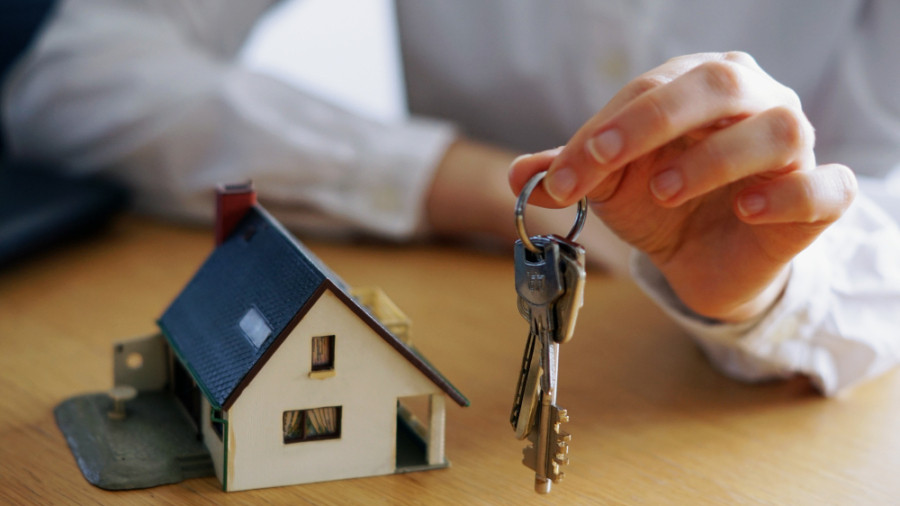 casa-propria-em-tempos-de-juro-alto:-comprar-agora-ou-esperar?